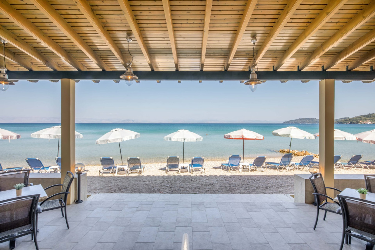 Rossis Beach Hotel