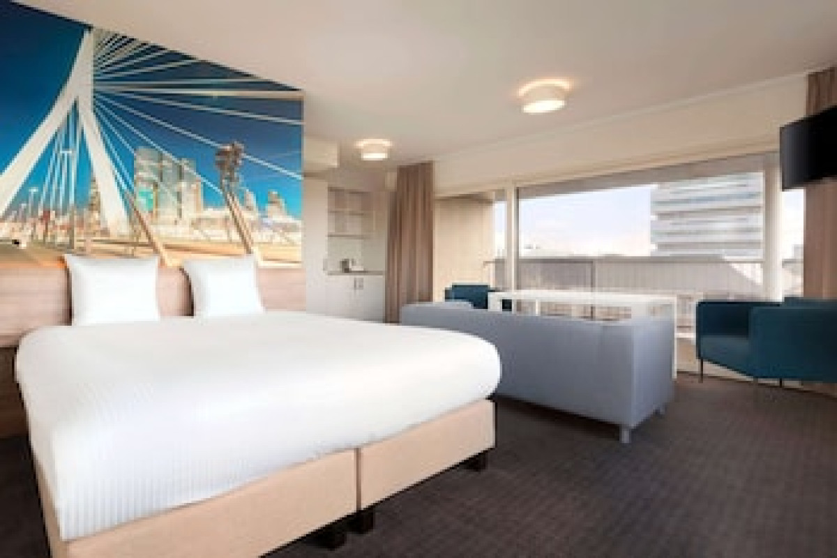 ROTTERDAM TELEPORT HOTEL