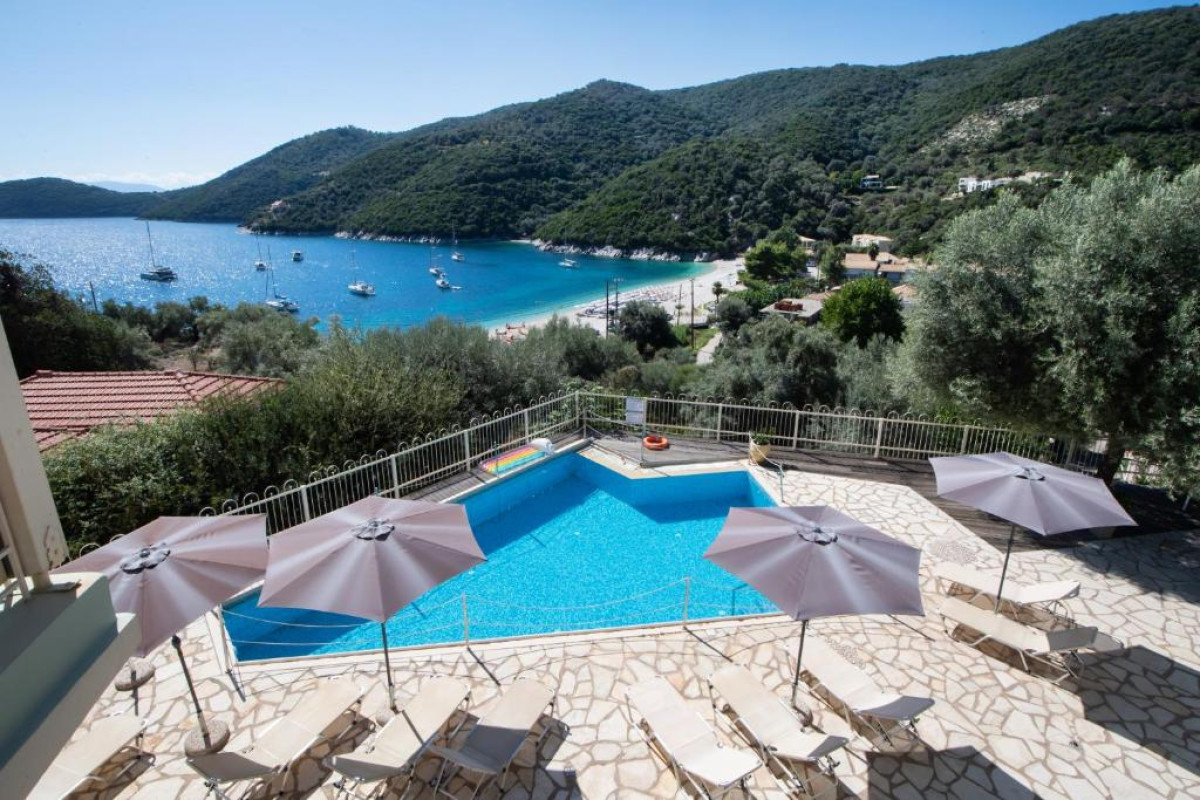 Rouda Village Hotel