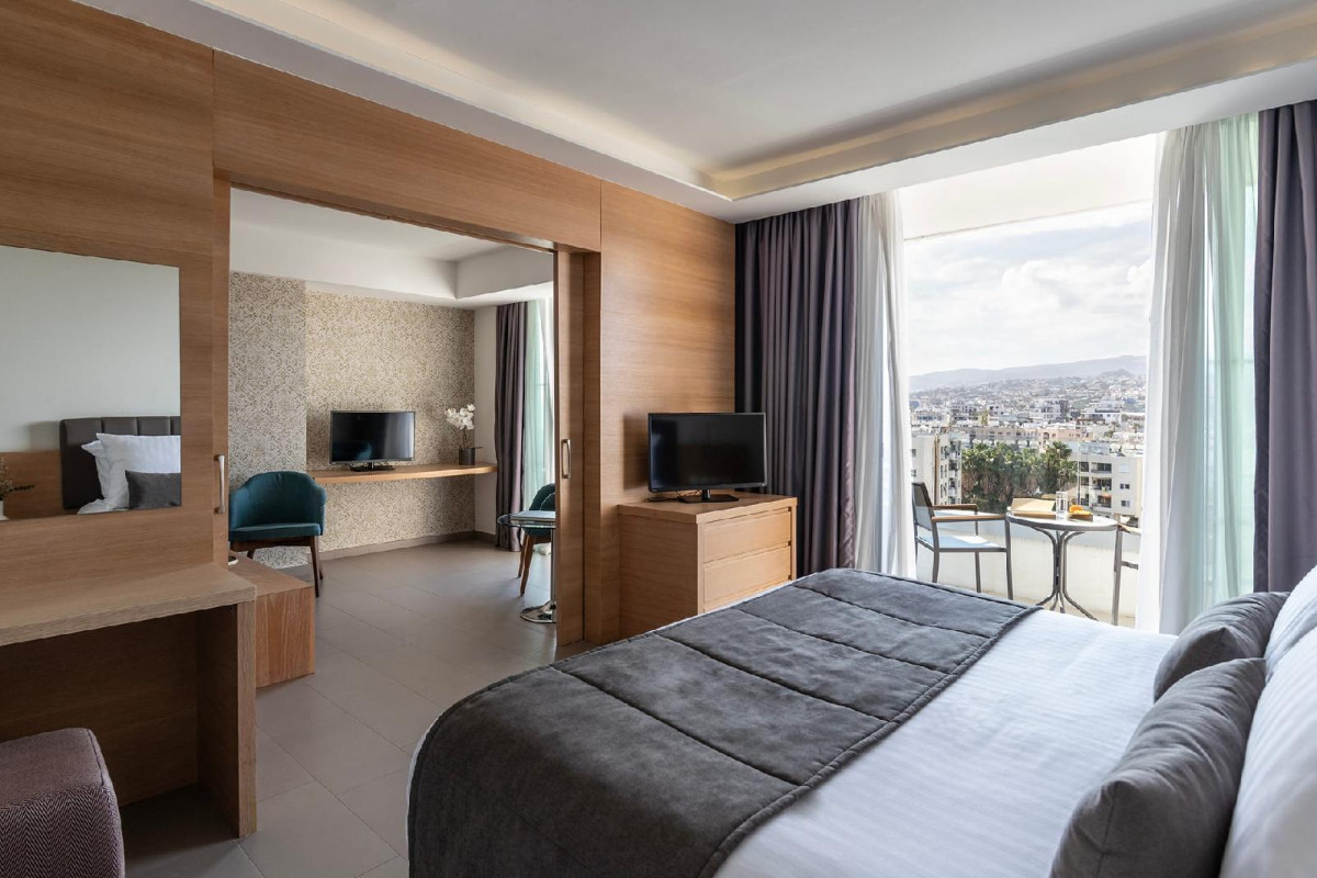 ROYAL APOLLONIA BY LOUIS HOTELS