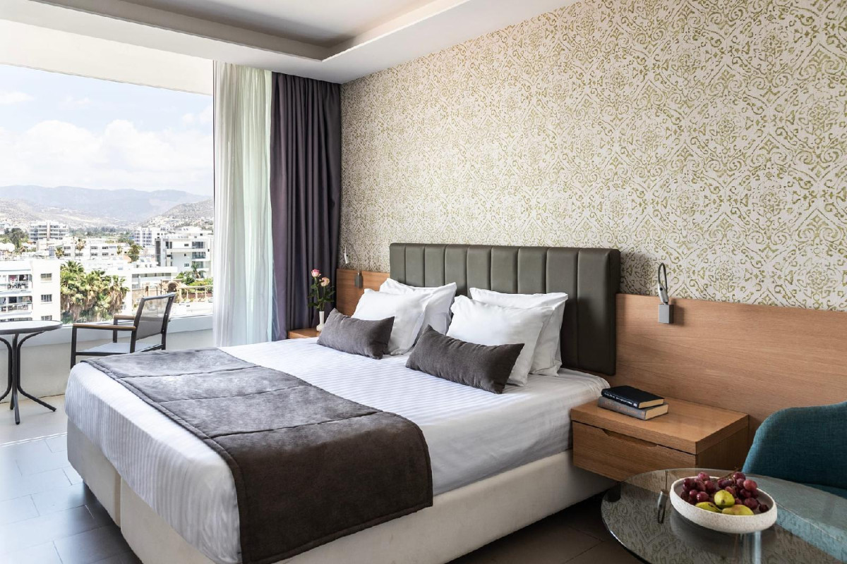 ROYAL APOLLONIA BY LOUIS HOTELS
