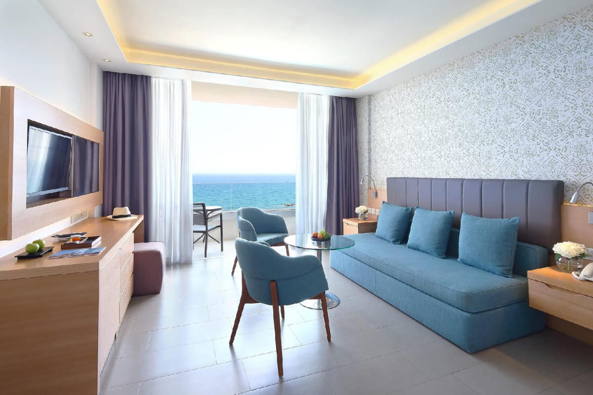 ROYAL APOLLONIA BY LOUIS HOTELS
