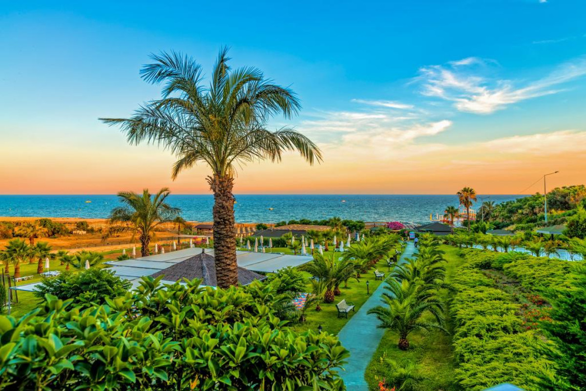 ROYAL ATLANTIS SPA & RESORT
