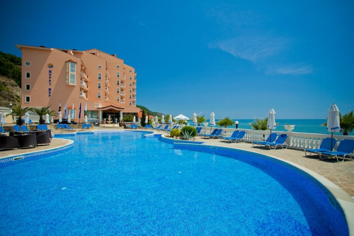 ROYAL BAY