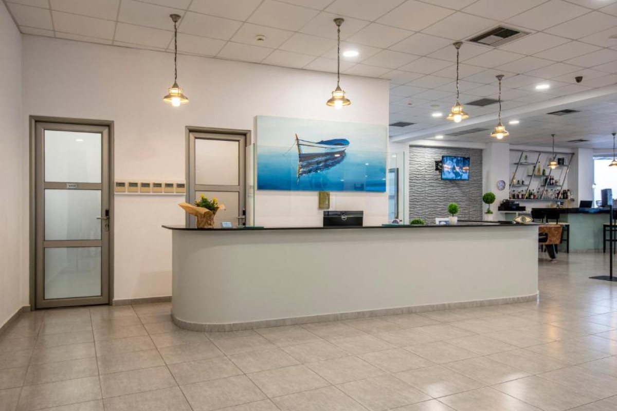 ROYAL BAY SUITES
