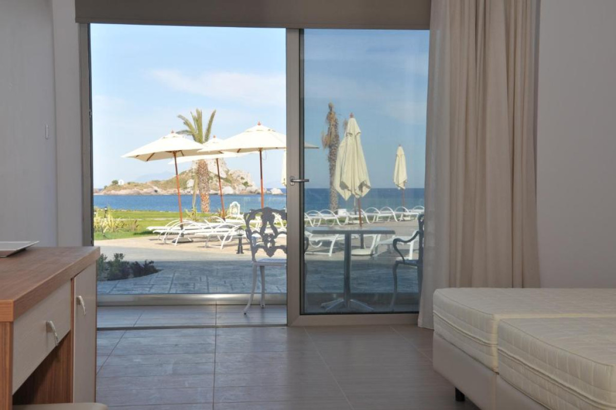 ROYAL BAY SUITES