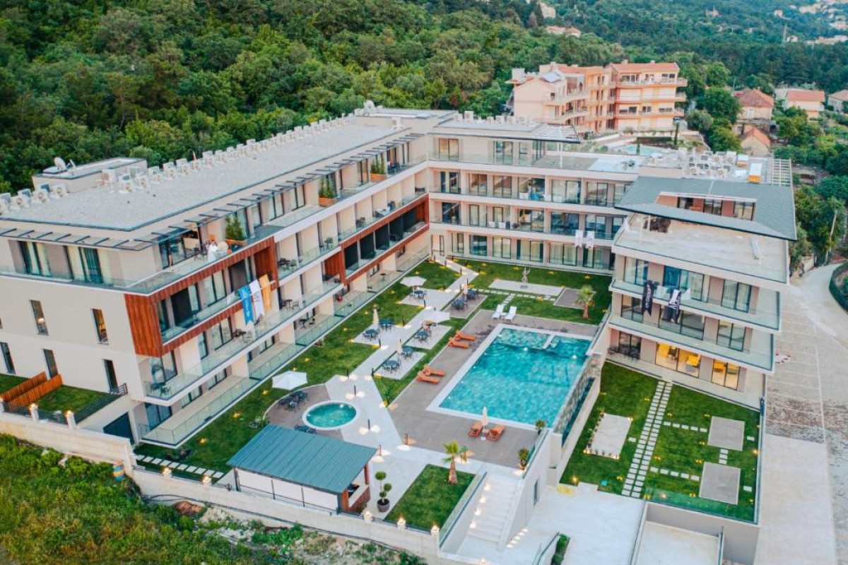 Royal Blue Resort & Residences