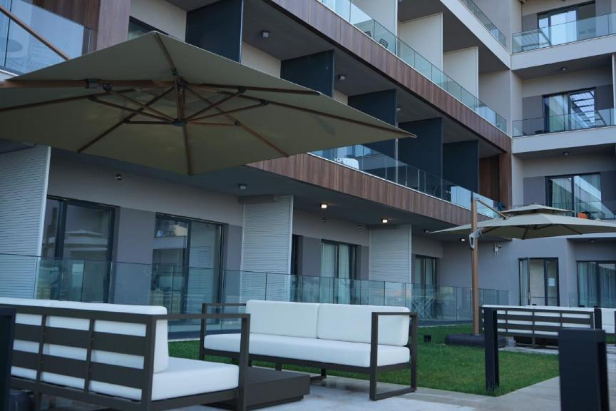 Royal Blue Resort & Residences
