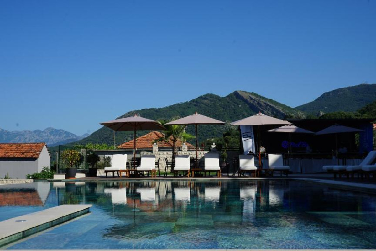 Royal Blue Resort & Residences