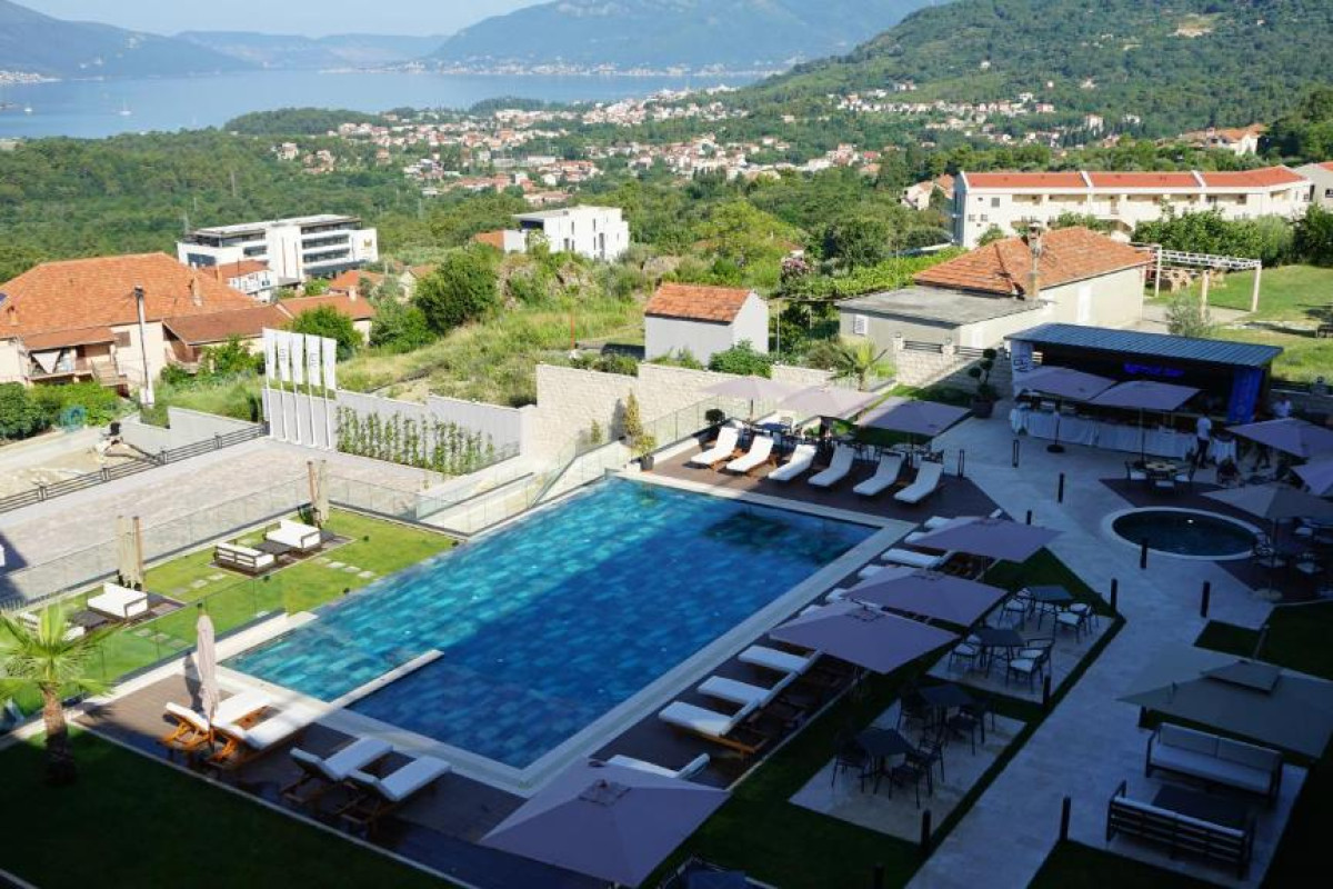 Royal Blue Resort & Residences