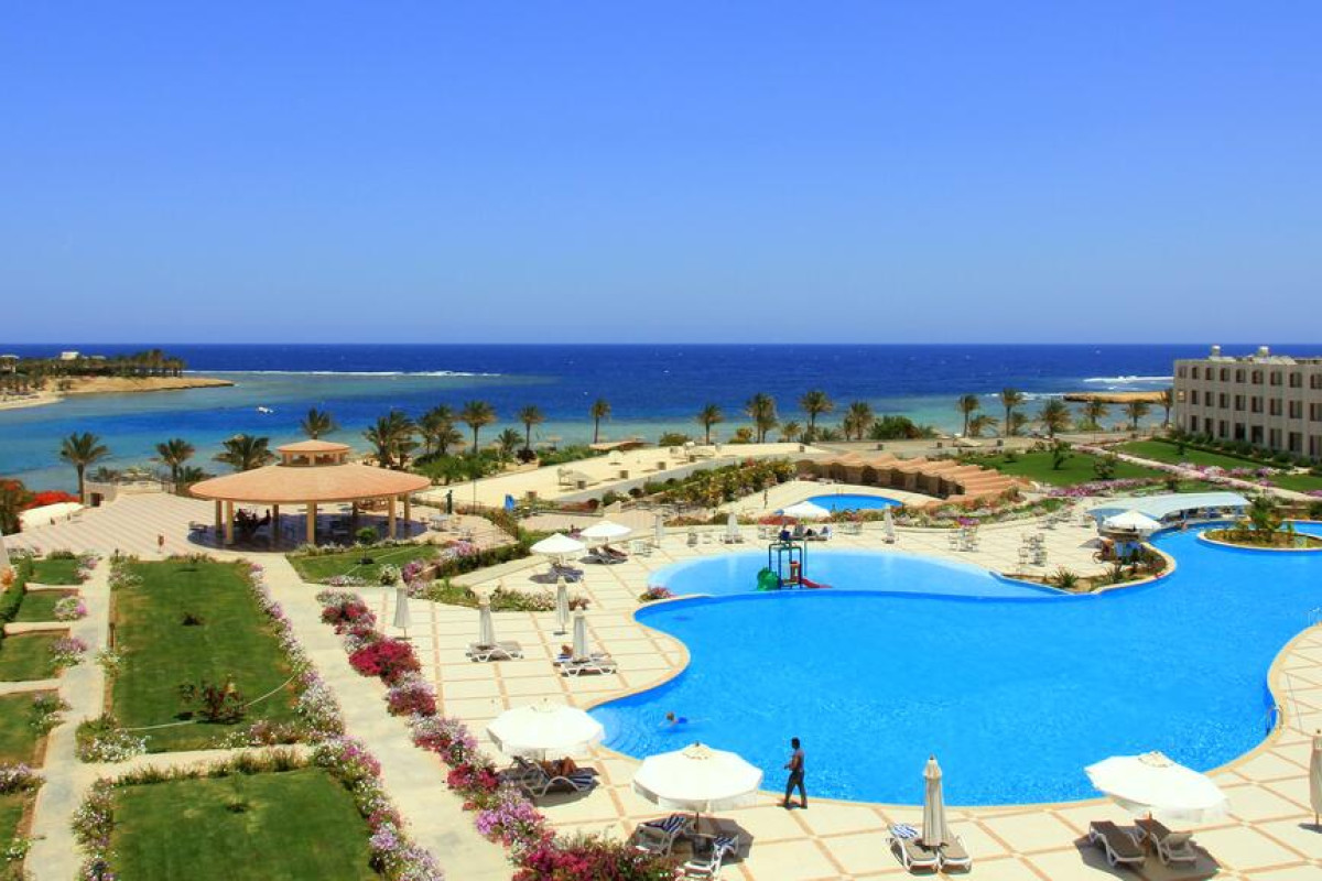 ROYAL BRAYKA BEACH RESORT