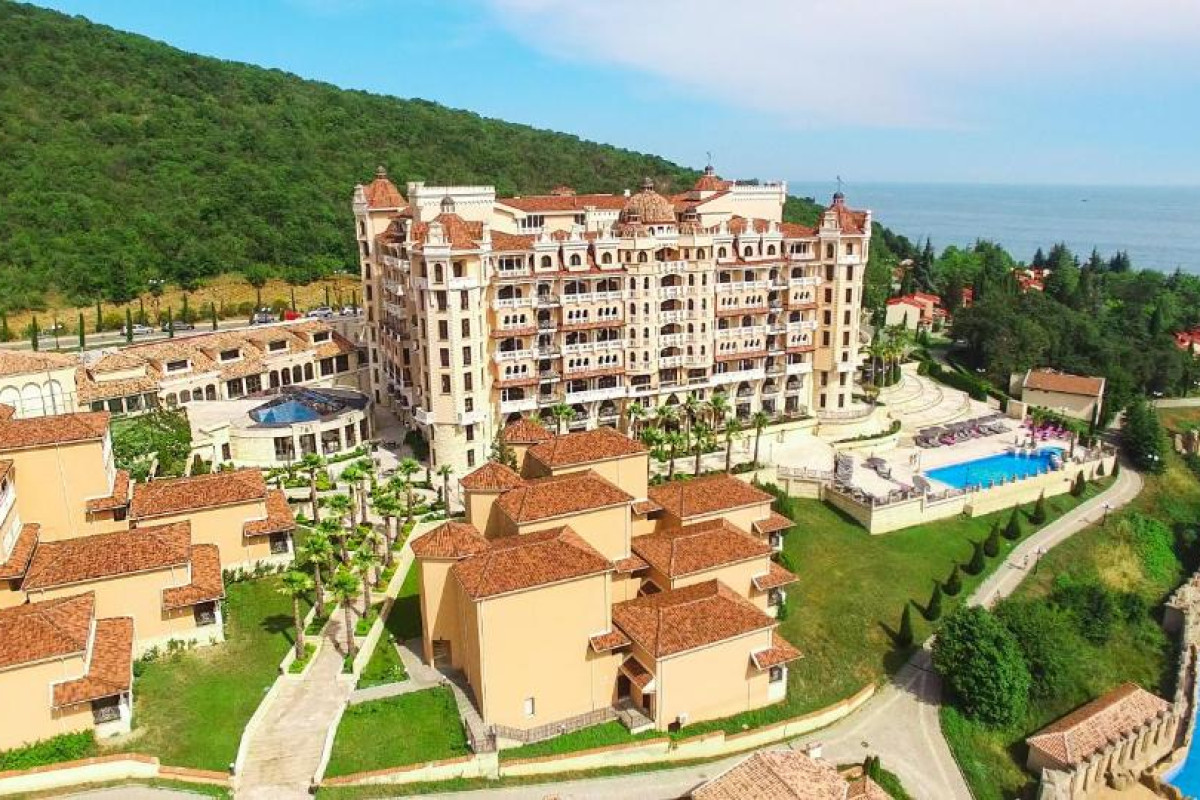 Royal Castle Design & SPA Hotel
