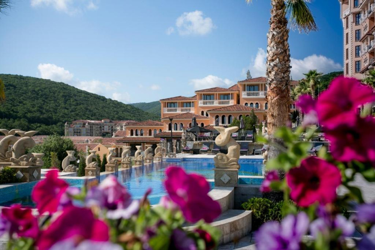 Royal Castle Design & SPA Hotel
