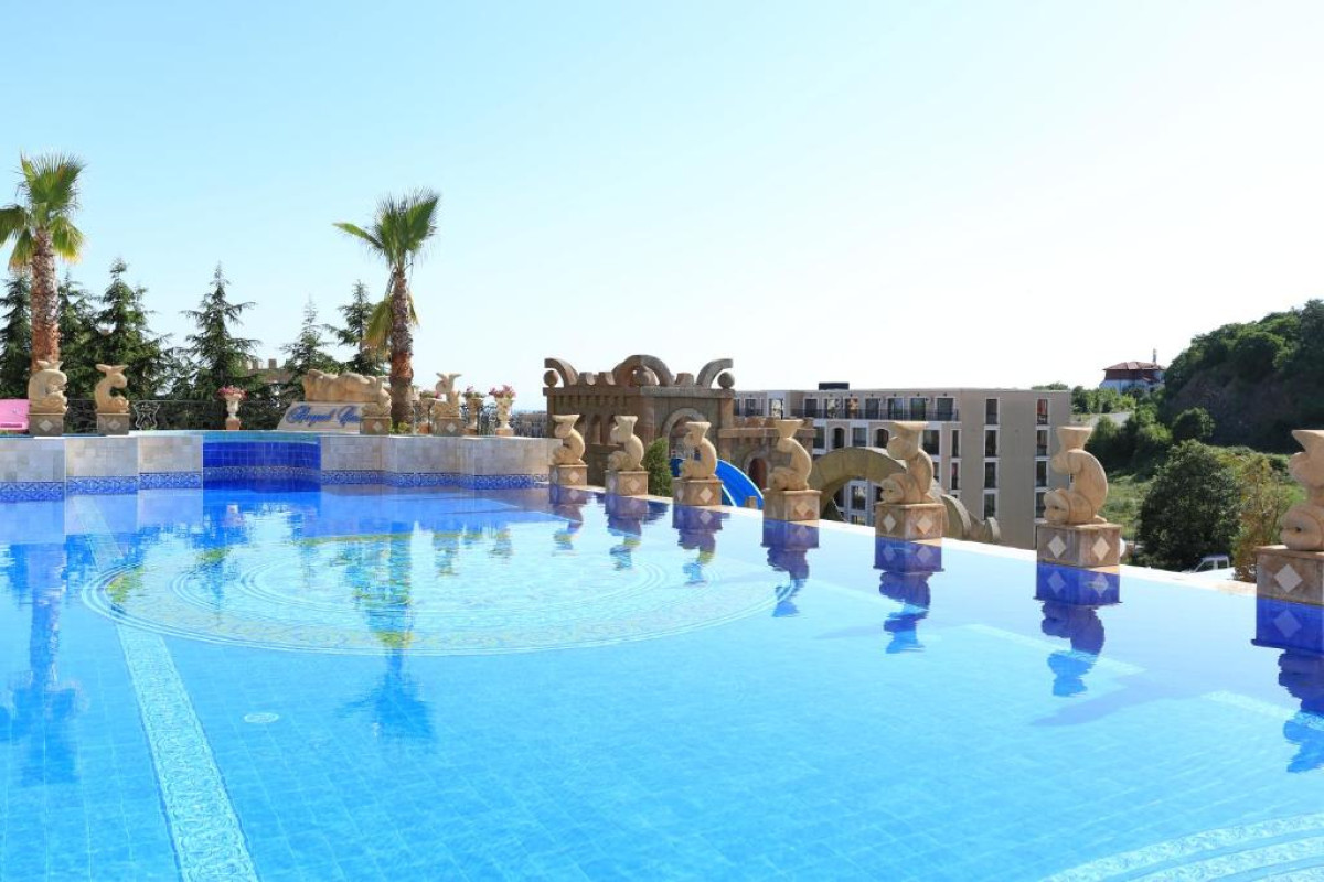 Royal Castle Design & SPA Hotel
