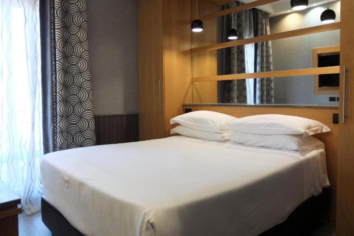 Royal Court Hotel