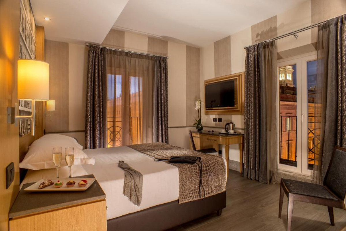Royal Court Hotel