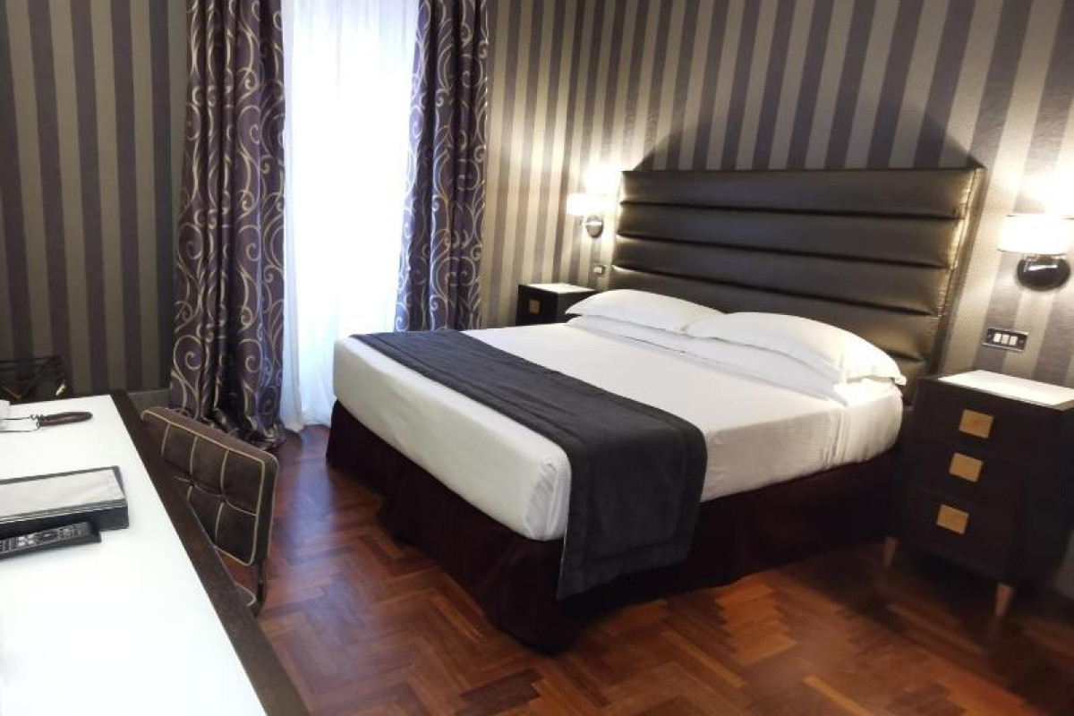 Royal Court Hotel