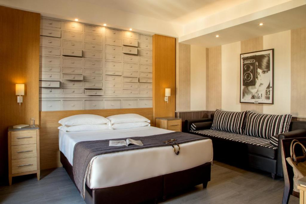 Royal Court Hotel