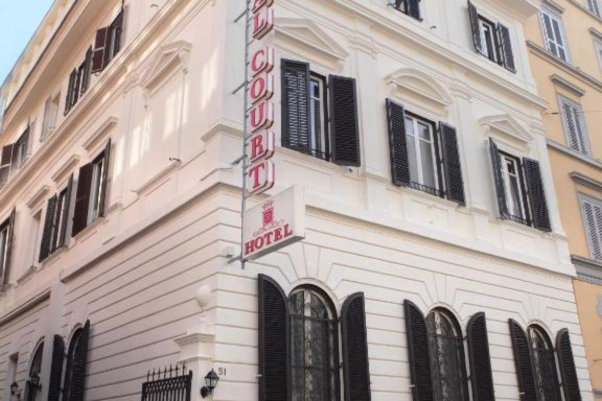 Royal Court Hotel