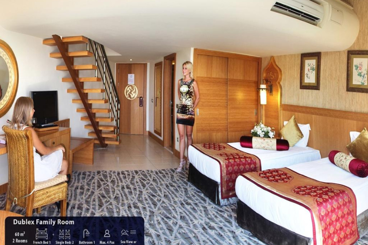 ROYAL DRAGON HOTEL WINTER