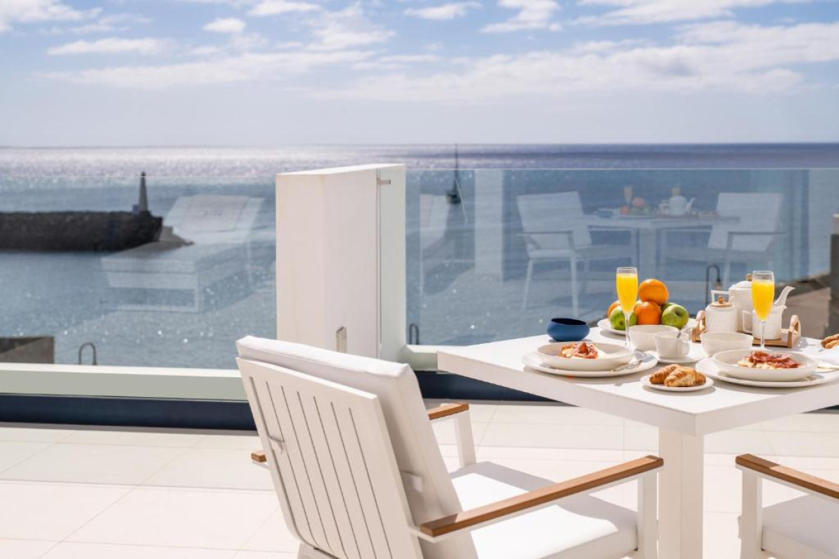 Royal Marina Suites Boutique Hotel
