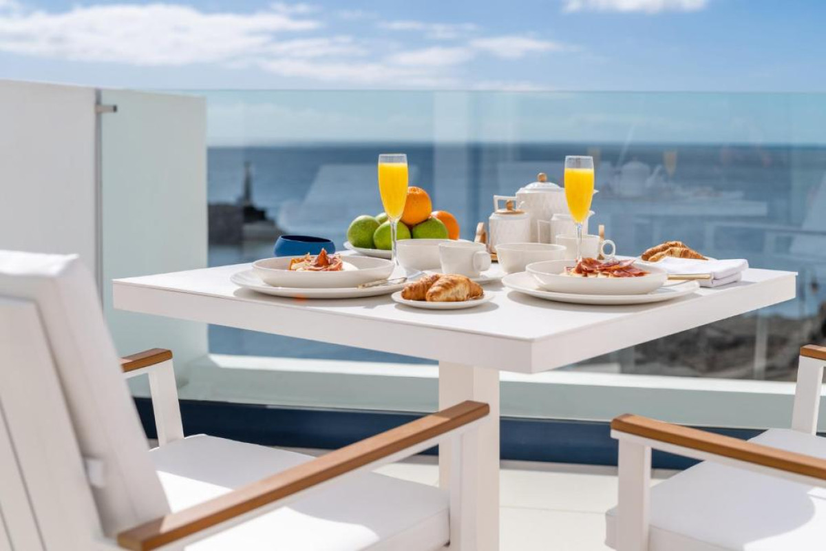 Royal Marina Suites Boutique Hotel