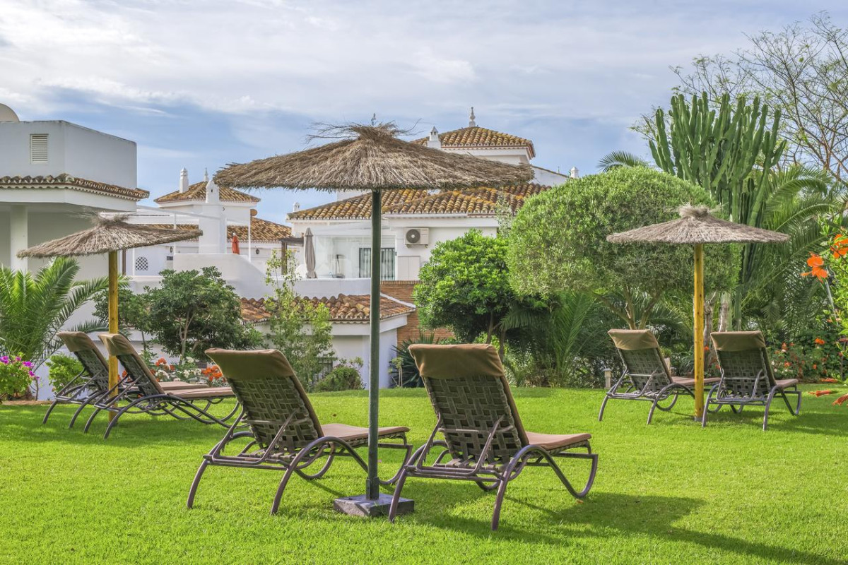 Royal Oasis Club at Pueblo Quinta By Diamond