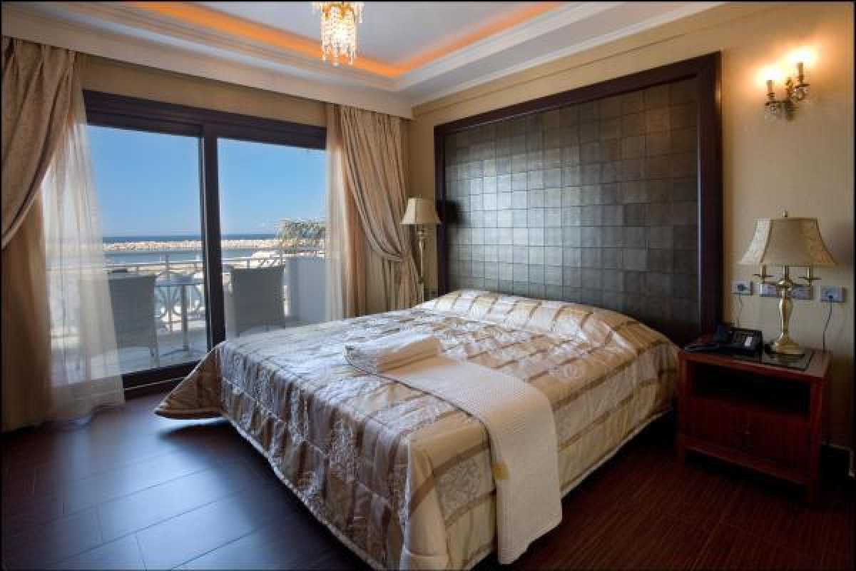 ROYAL PALACE RESORT & SPA - PLATAMONAS