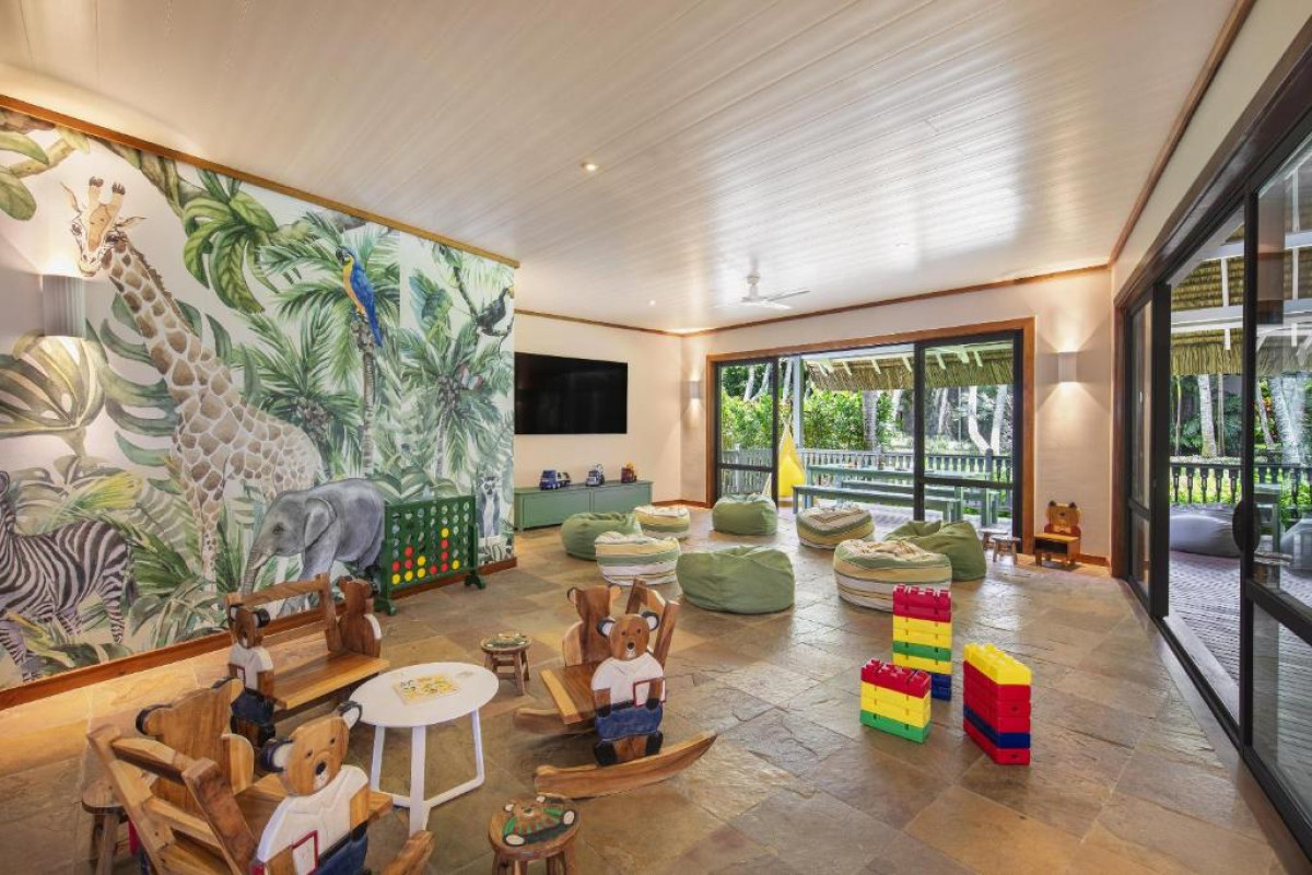 Royal Palm Beachcomber Luxury Resort