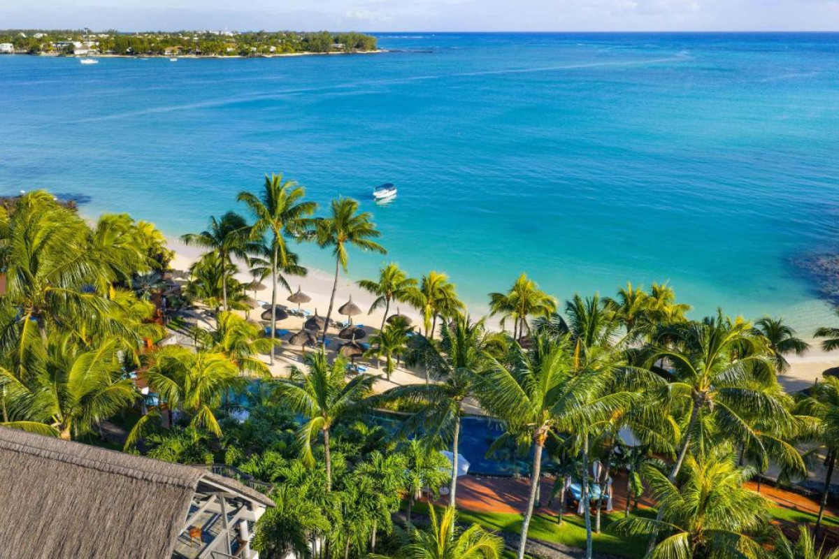 Royal Palm Beachcomber Luxury Resort