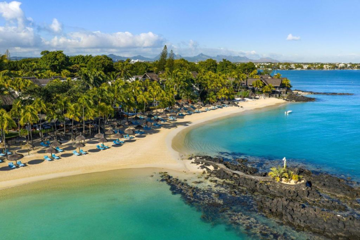 Royal Palm Beachcomber Luxury Resort