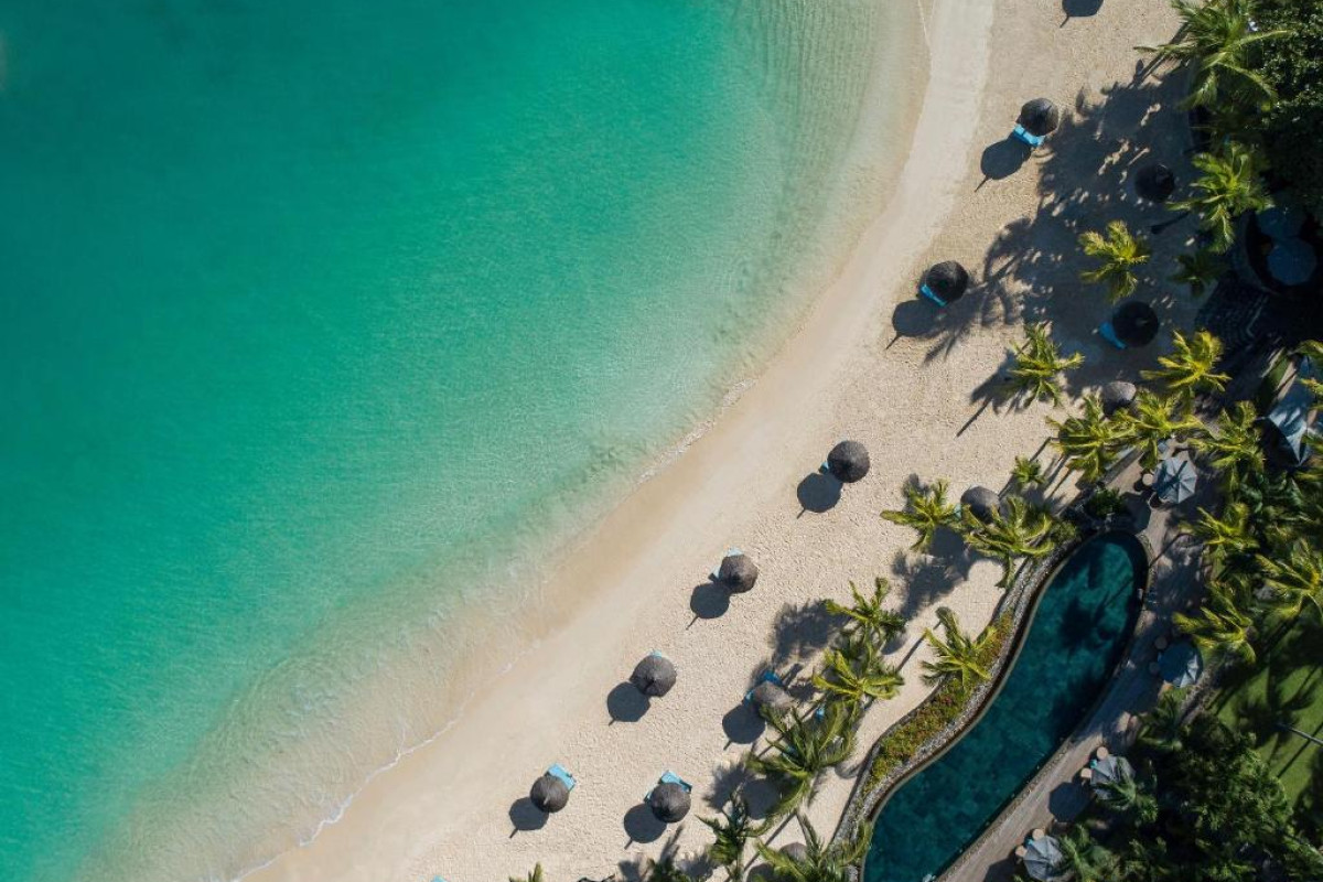 Royal Palm Beachcomber Luxury Resort