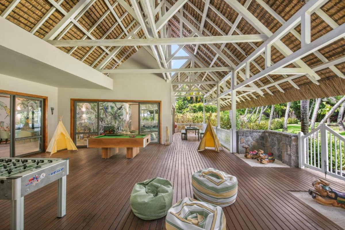 Royal Palm Beachcomber Luxury Resort