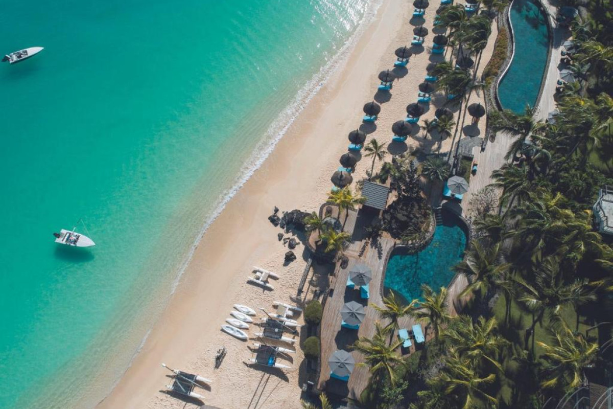Royal Palm Beachcomber Luxury Resort