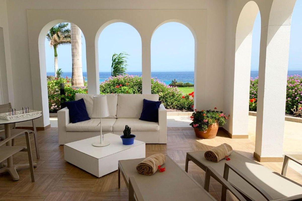 Royal Palm Resort & Spa