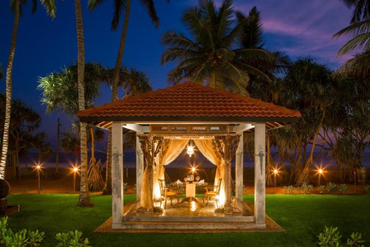 Royal Palms Beach Hotel