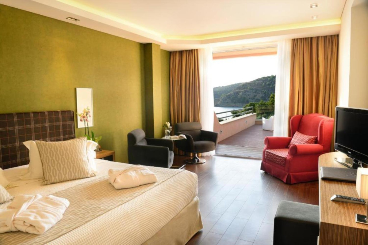 Royal Paradise Beach Resort & Spa