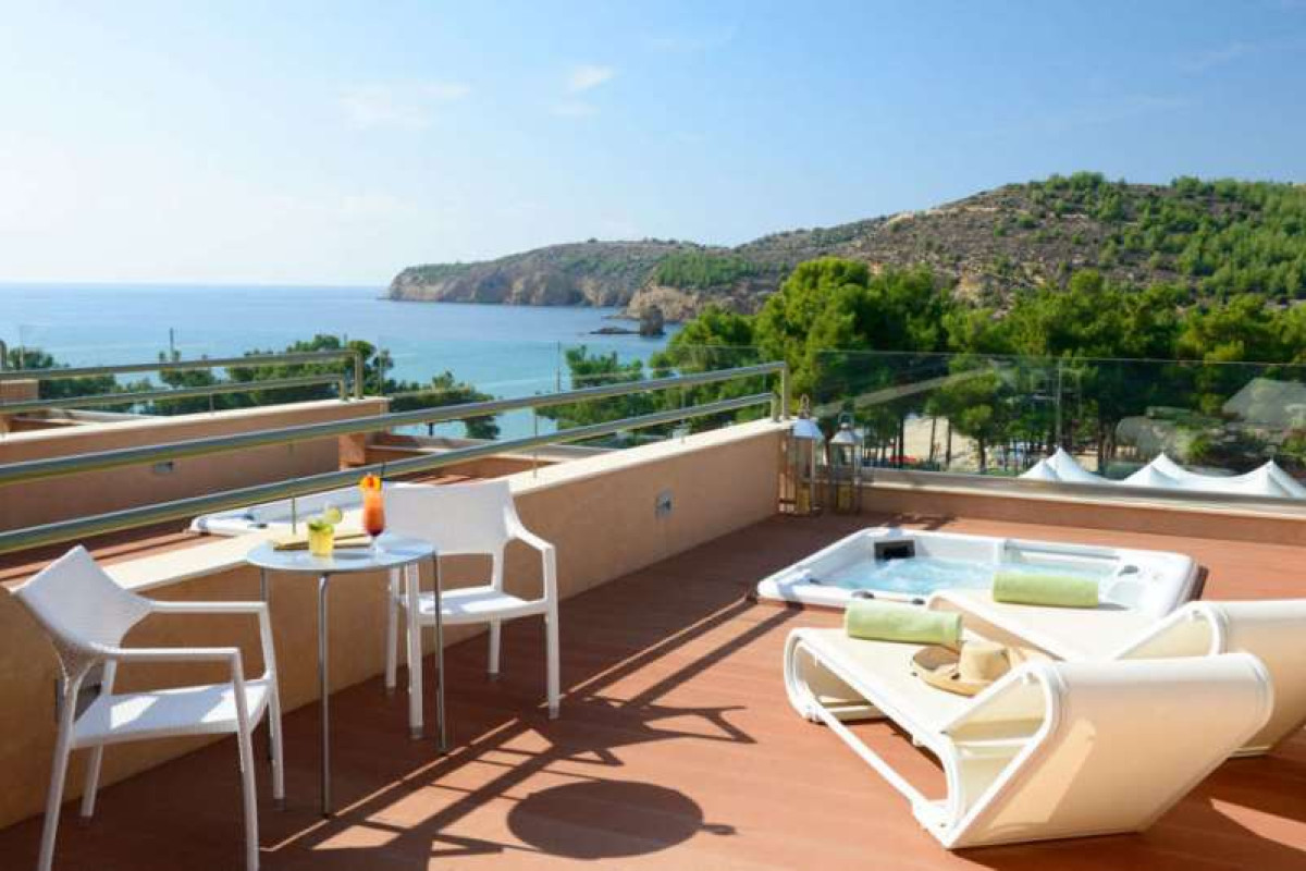 Royal Paradise Beach Resort & Spa