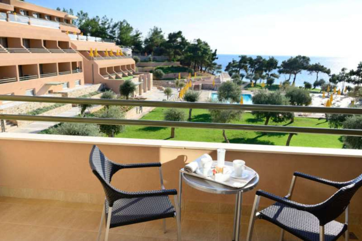 Royal Paradise Beach Resort & Spa