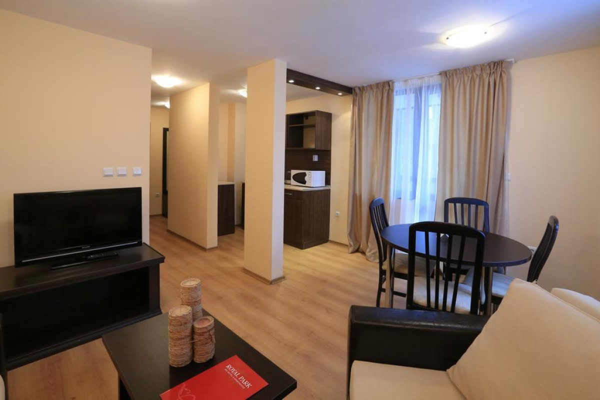ROYAL PARK HOTEL & APARTMENTS