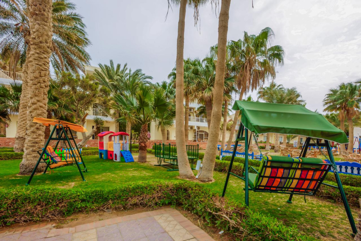 Royal Star Empire Beach Resort (ex Three Corners Empire Beach)
