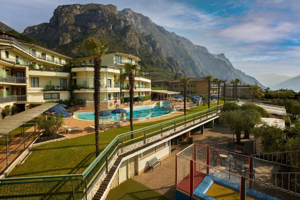 Royal Village Hotel