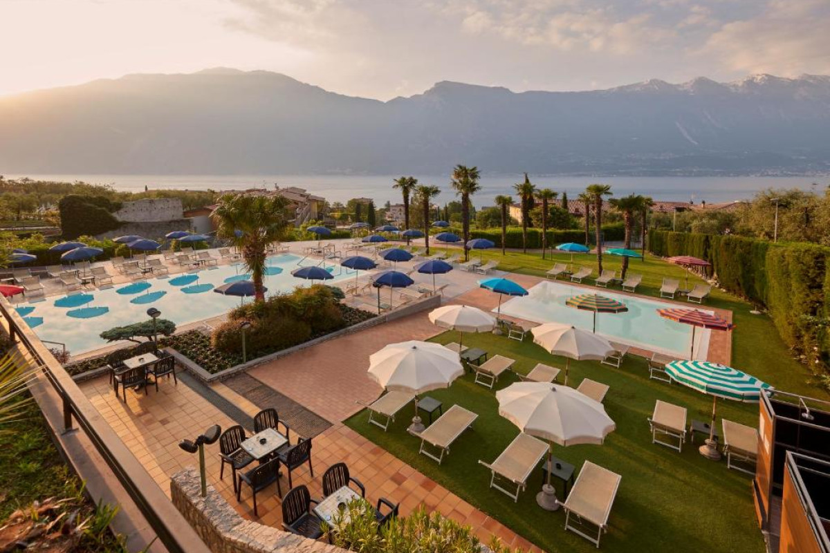 Royal Village Hotel