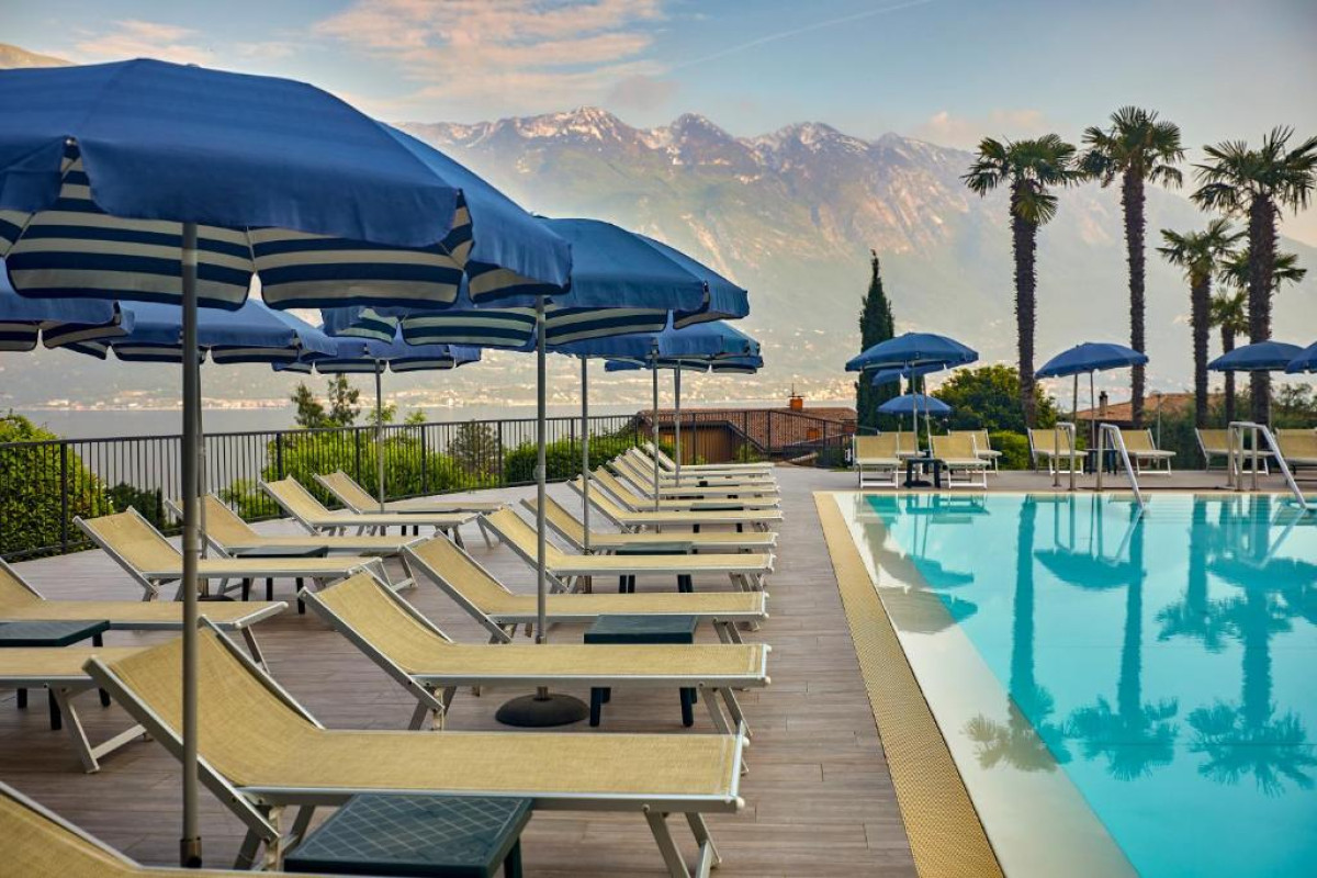 Royal Village Hotel