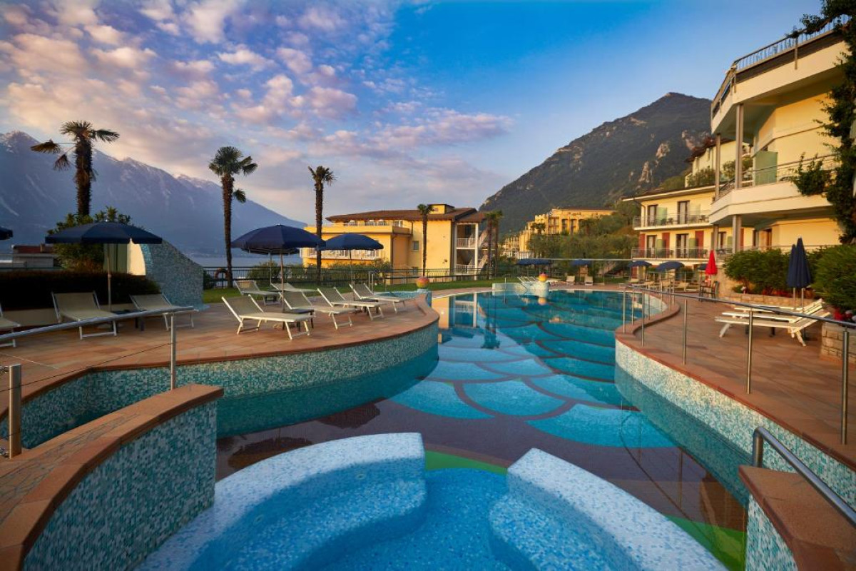 Royal Village Hotel