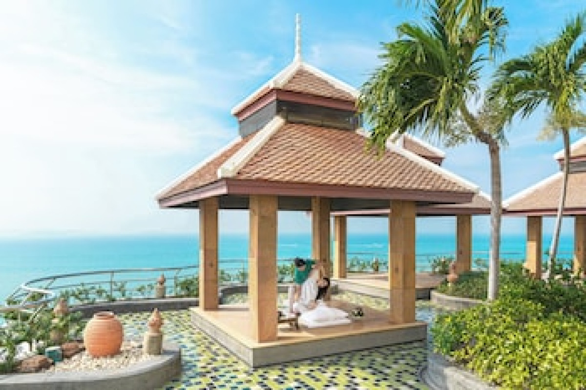 ROYAL WING SUITES & SPA