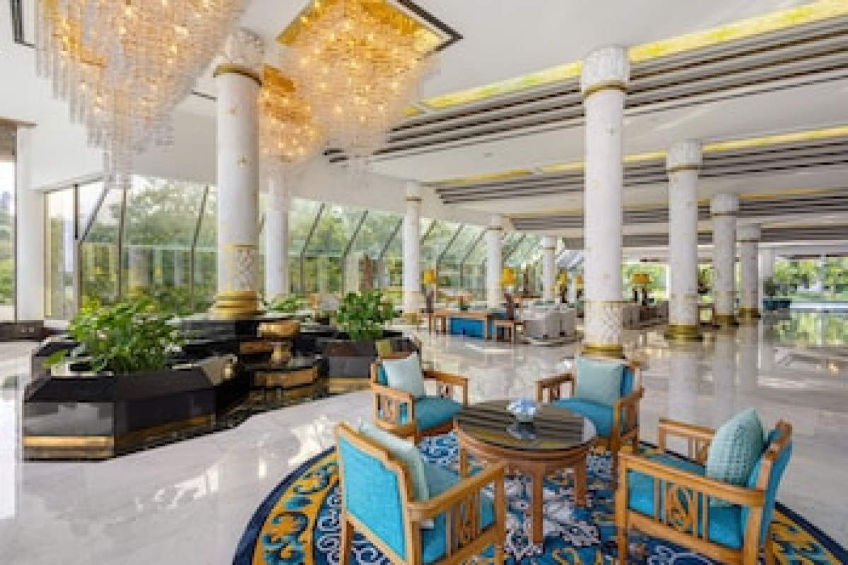 ROYAL WING SUITES & SPA
