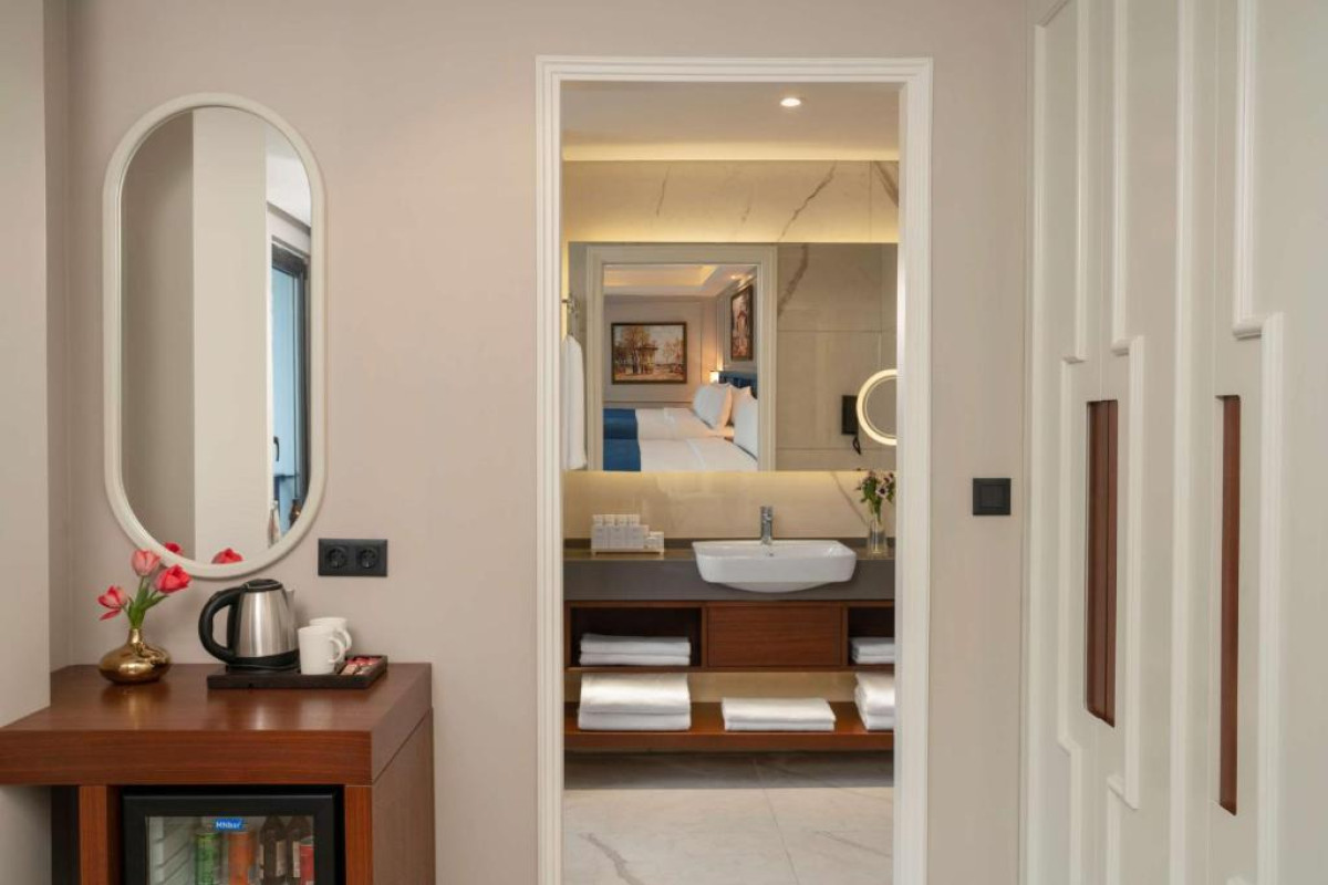 ROYAN HOTEL HAGIA SOPHIA ISTANBUL