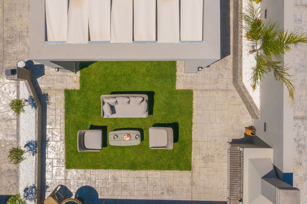 Rua Mat Villas