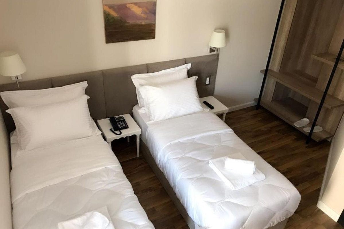 Hotel Ruby Palace